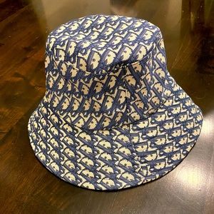 Dior Logo Vintage Logo Bucket Hat 